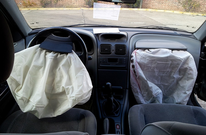 Стоит ли покупать автомобиль с восстановленными подушками безопасности